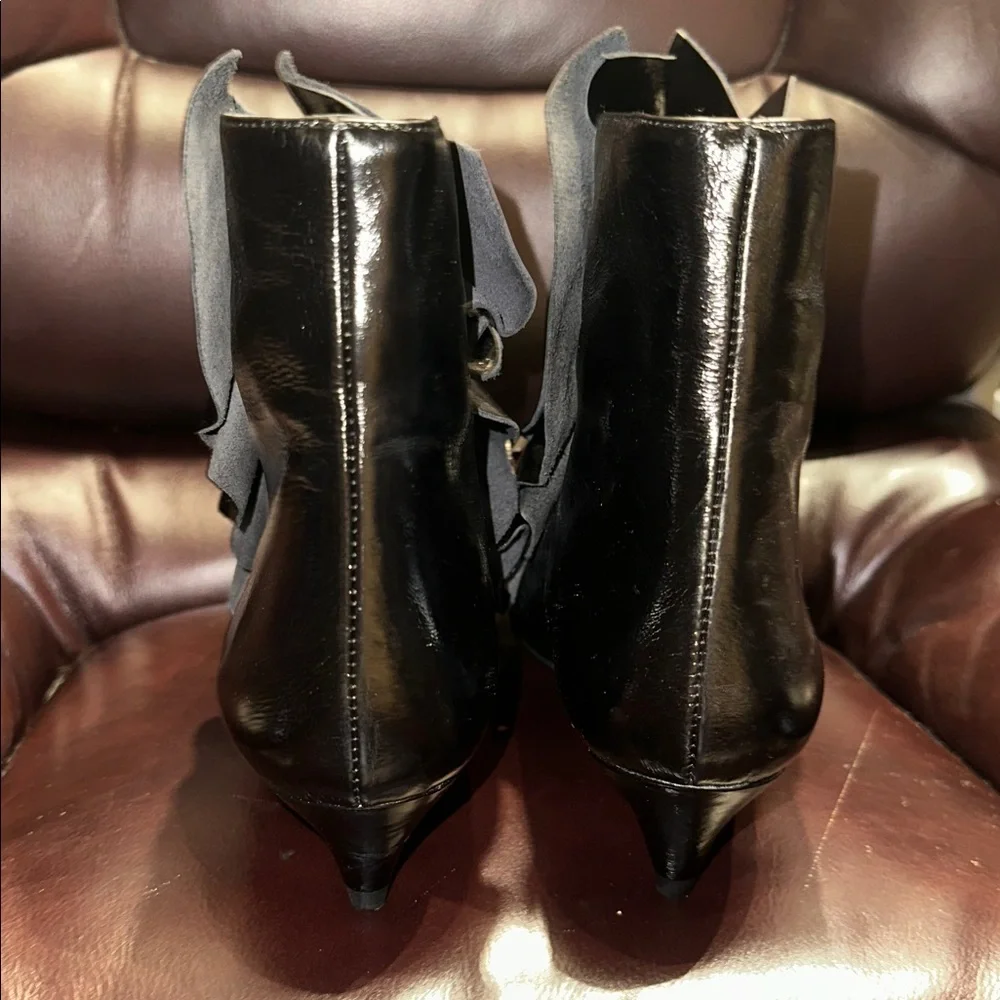 NWT Zara Ruffled Patent Leather Kitten Heel Booties - Picture 4 of 16